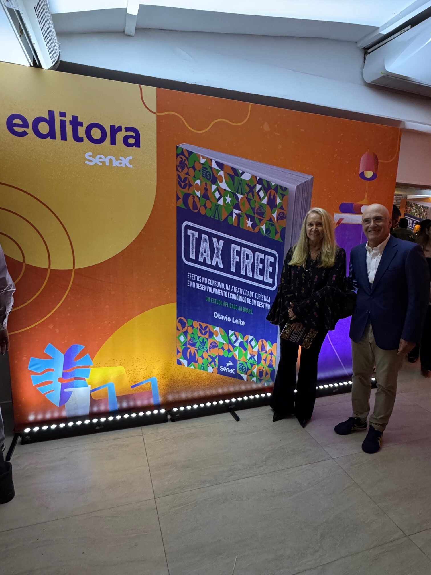 Senac RJ Brasil publica nuevo libro de Otavio Leite sobre los impactos del Tax Free