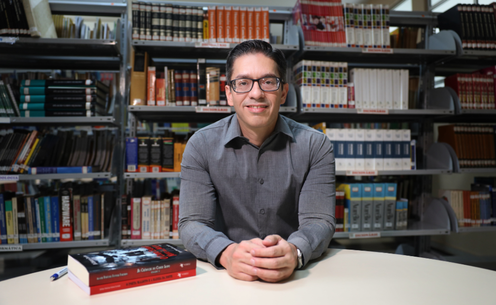 Arthur V. F. Furtado transforma la crisis educativa en una distopía provocadora sobre el papel de los docentes Arthur V. F. Furtado (Jaqueline Hernandez Risse)