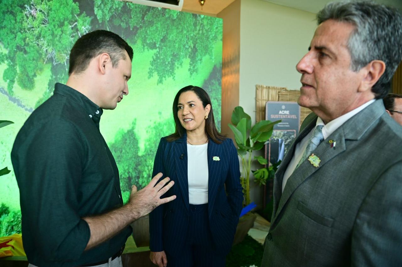 La gobernadora Mailza Assis muestra al mundo la fuerza del Acre