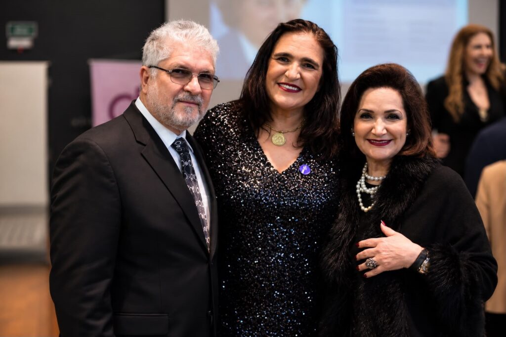 La Comisaria Juliana Puccini Recibe la Medalla Ruth Cardoso La Comisaria Juliana Puccini Recibe la Medalla Ruth Cardoso