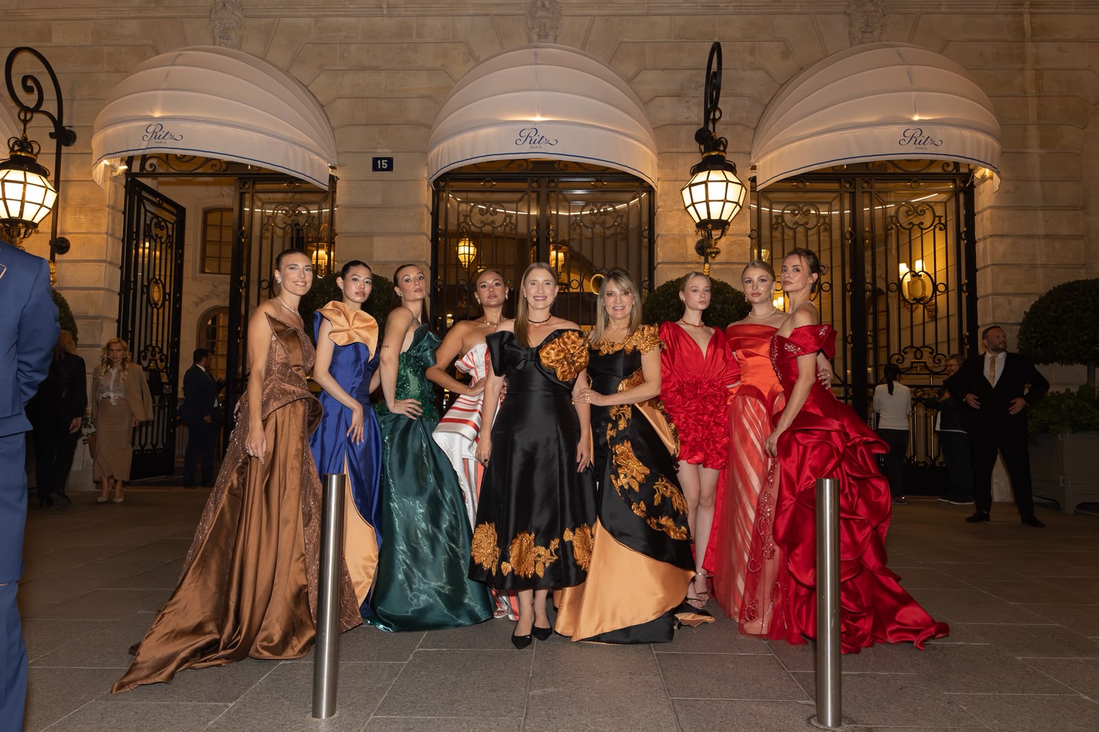 Maísa Gouveia y Natália Gouveia celebran el éxito de sus creaciones en la pasarela de la Paris Fashion Week